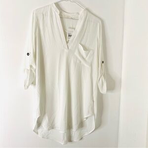 Lush Ivory Split V Neck Blouse NWT Hi-Lo Hem